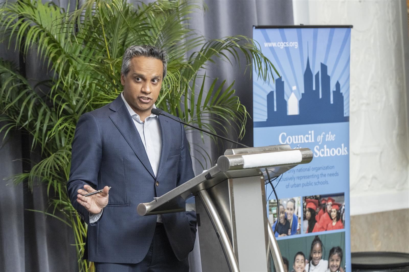  CNN Congressional Corresondent Manu Raju addressing the 2025 CGCS Legislative and Policy Confernece
